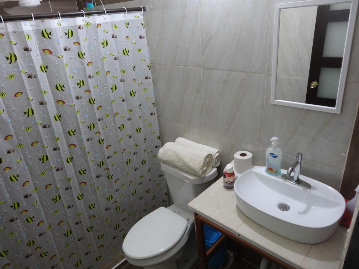Habitaciones-Comodas-Aire-Wifi-Tv-Cerca De Playa-!!Excelente Precio II Manzanillo Zewnętrze zdjęcie