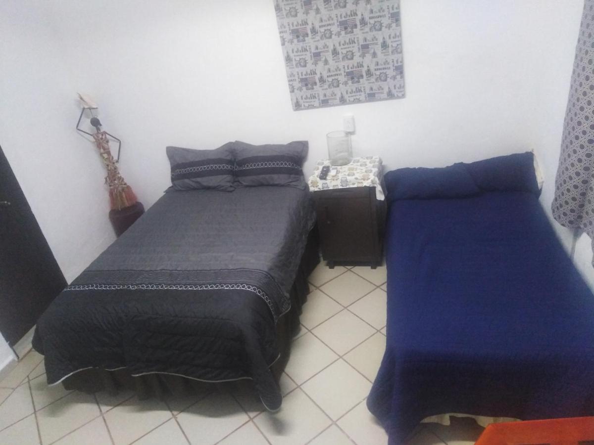 Habitaciones-Comodas-Aire-Wifi-Tv-Cerca De Playa-!!Excelente Precio II Manzanillo Zewnętrze zdjęcie