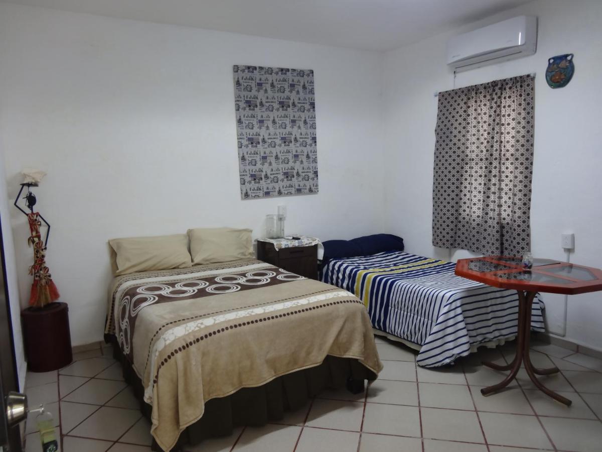 Habitaciones-Comodas-Aire-Wifi-Tv-Cerca De Playa-!!Excelente Precio II Manzanillo Zewnętrze zdjęcie